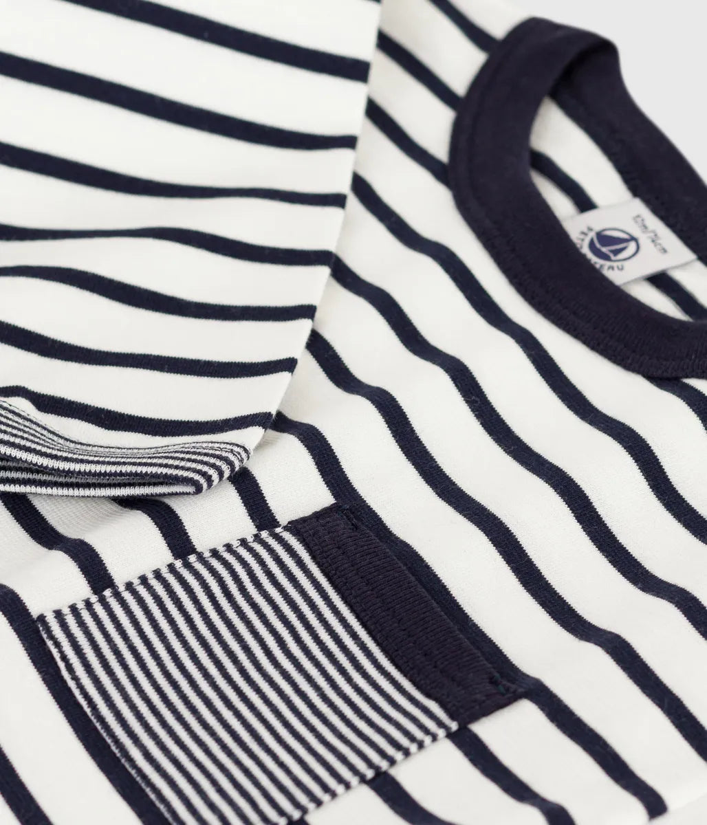 長袖Tシャツ