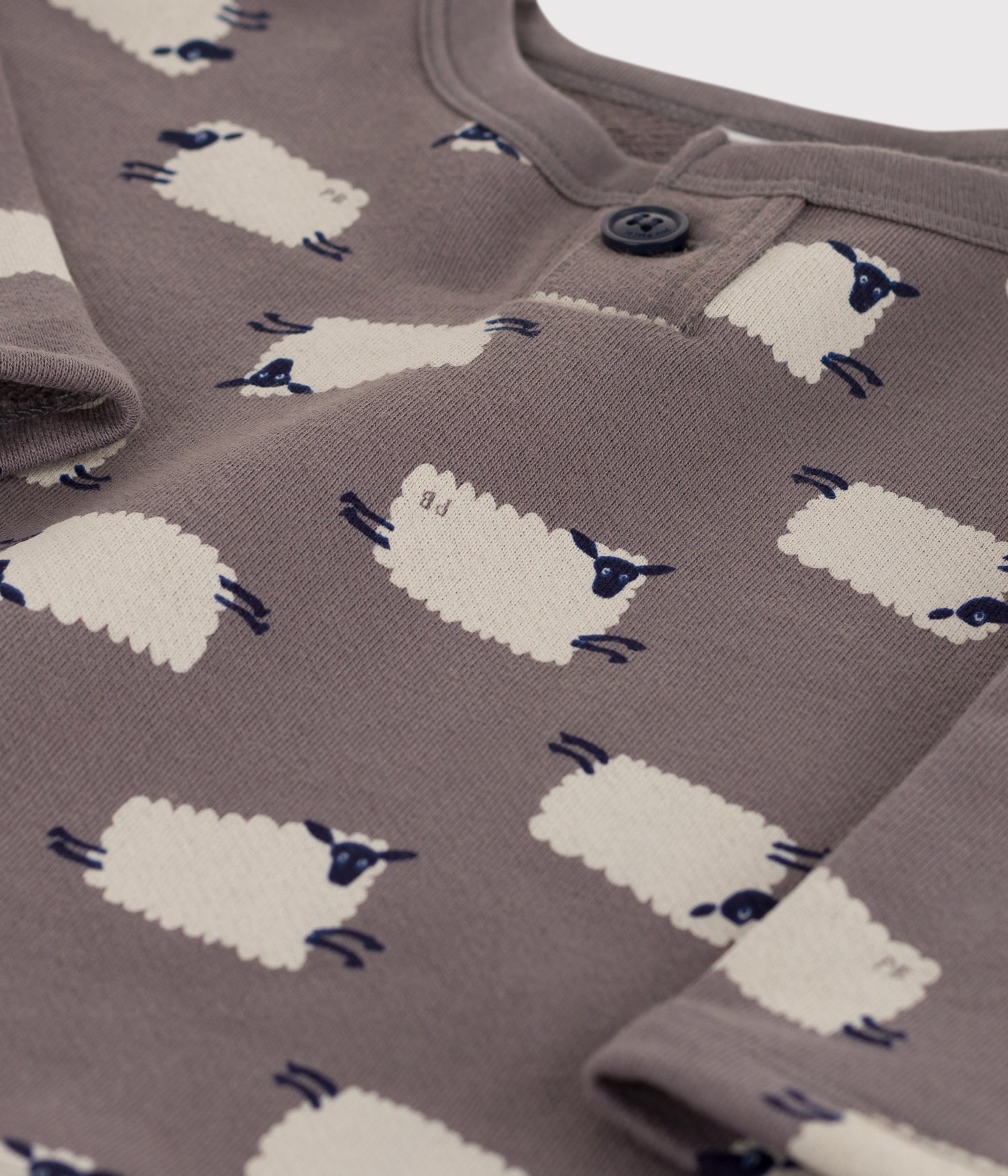 スウェットプリント長袖プルオーバー_ヒツジ