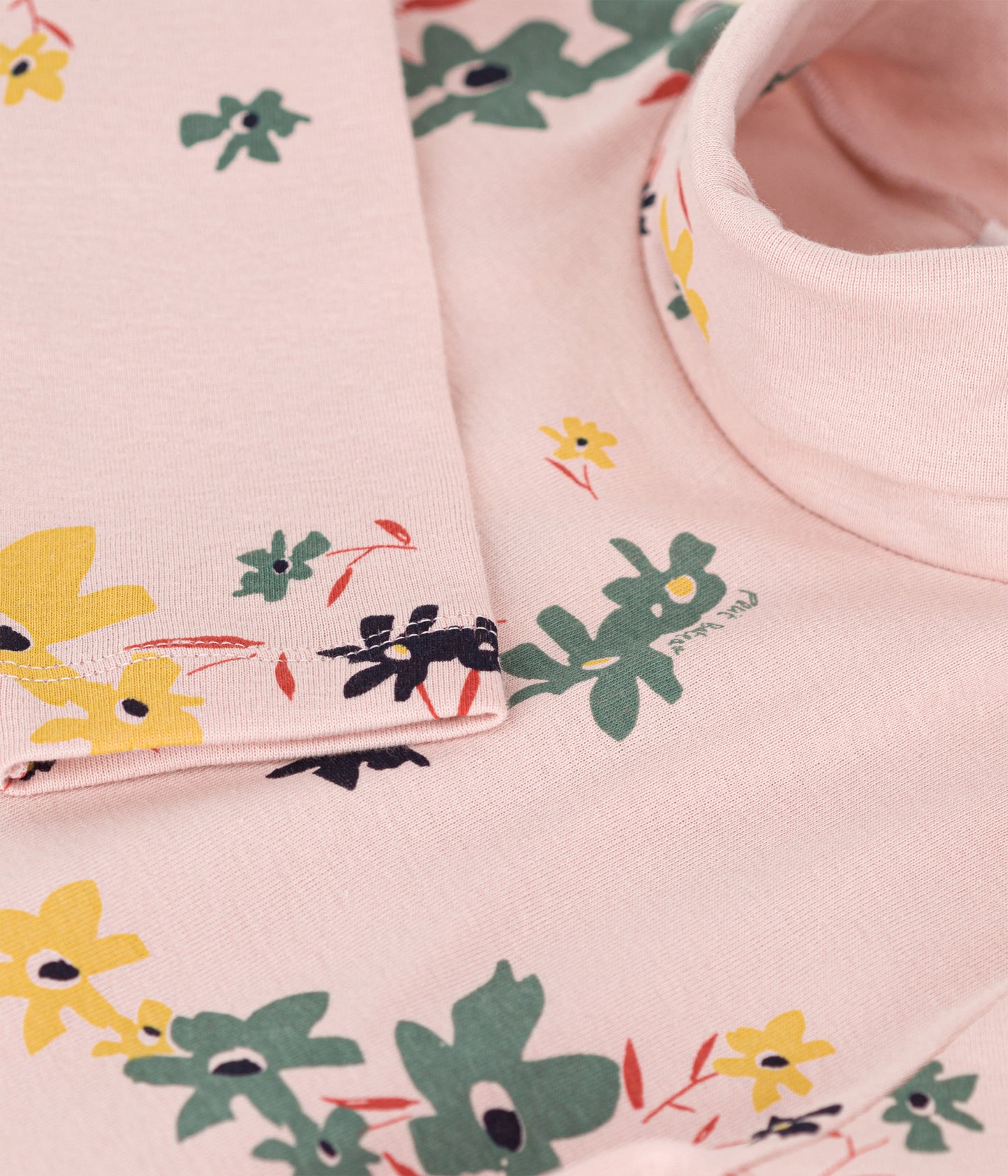 プリントタートルネック長袖Ｔシャツ