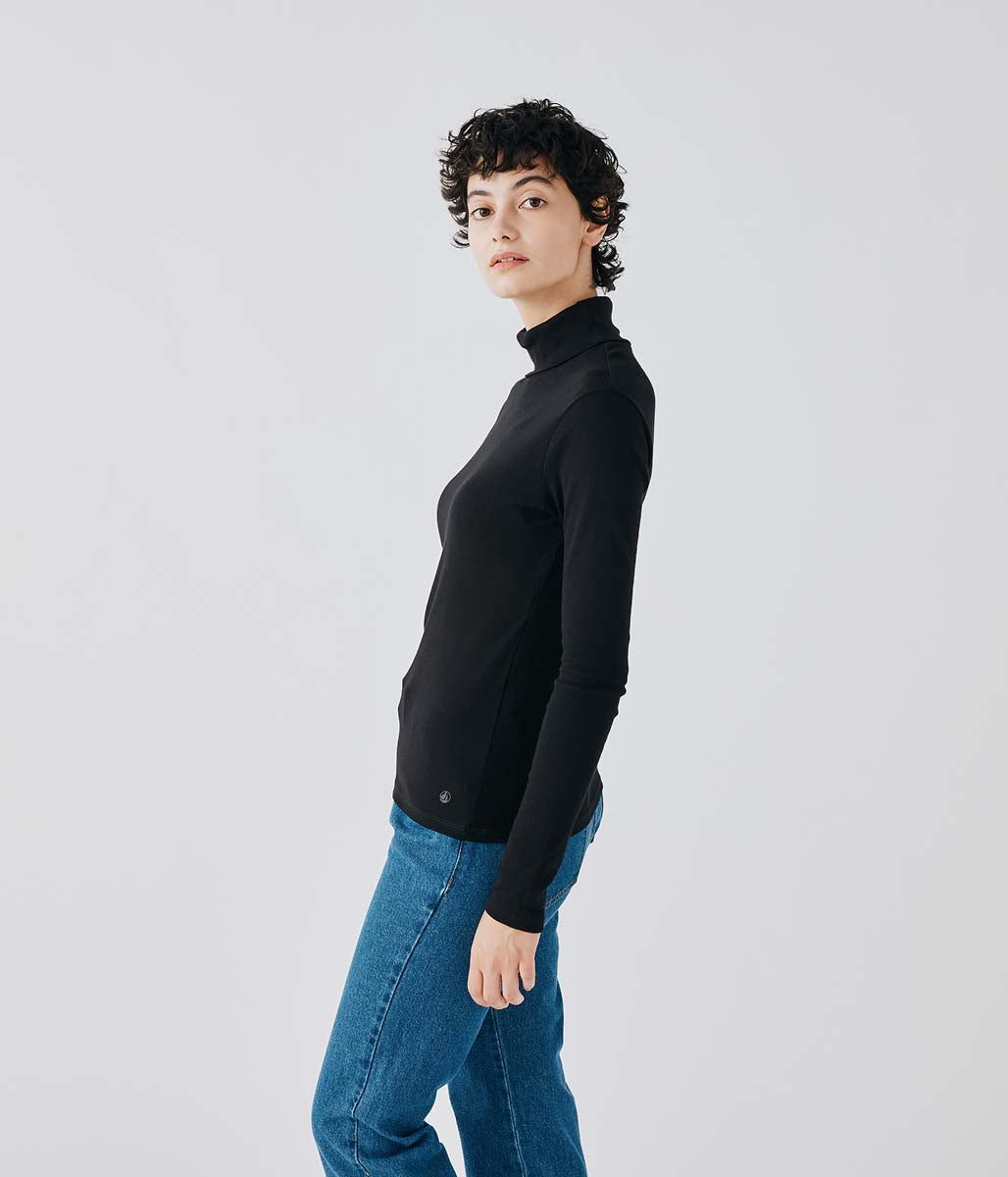 長袖タートルネック