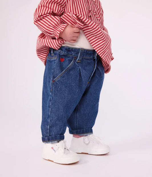 デニムパンツ